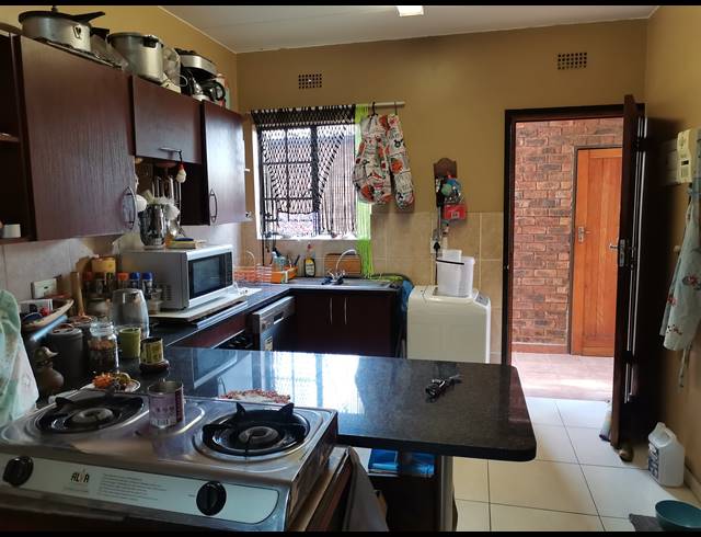 2 BEDROOM APARTMENT FOR SALE IN SONNEVELD